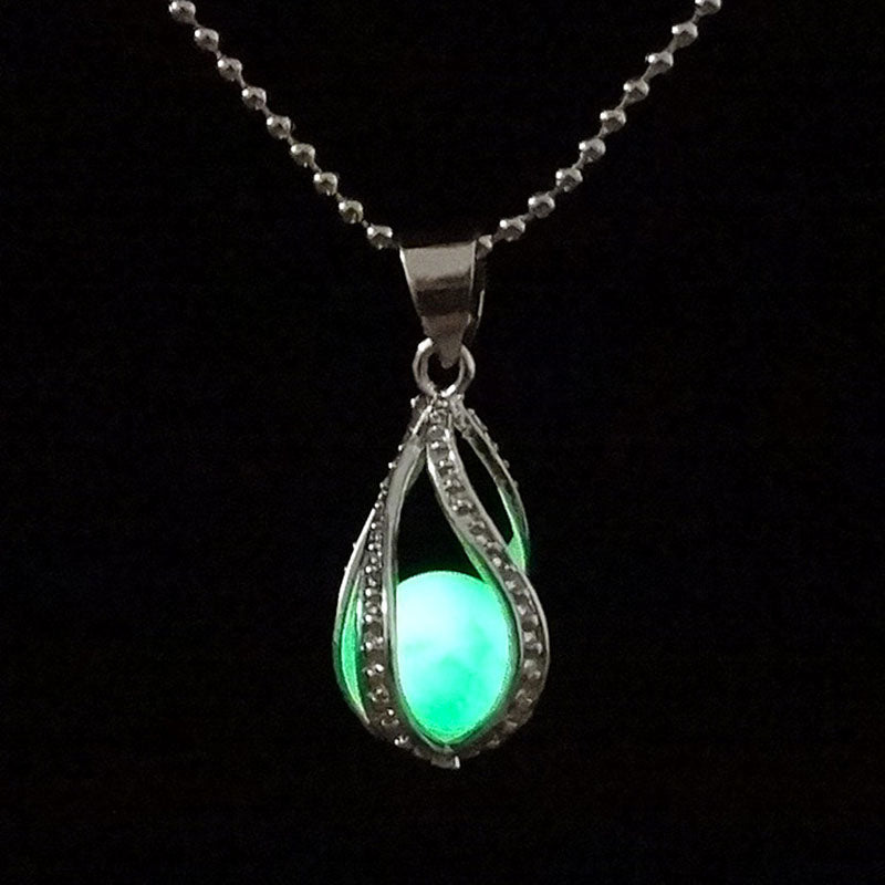 Newly Fashion Teardrop Necklace Glow in the Dark Pendant the Little Mermaid Romantic 4 Colors KQS