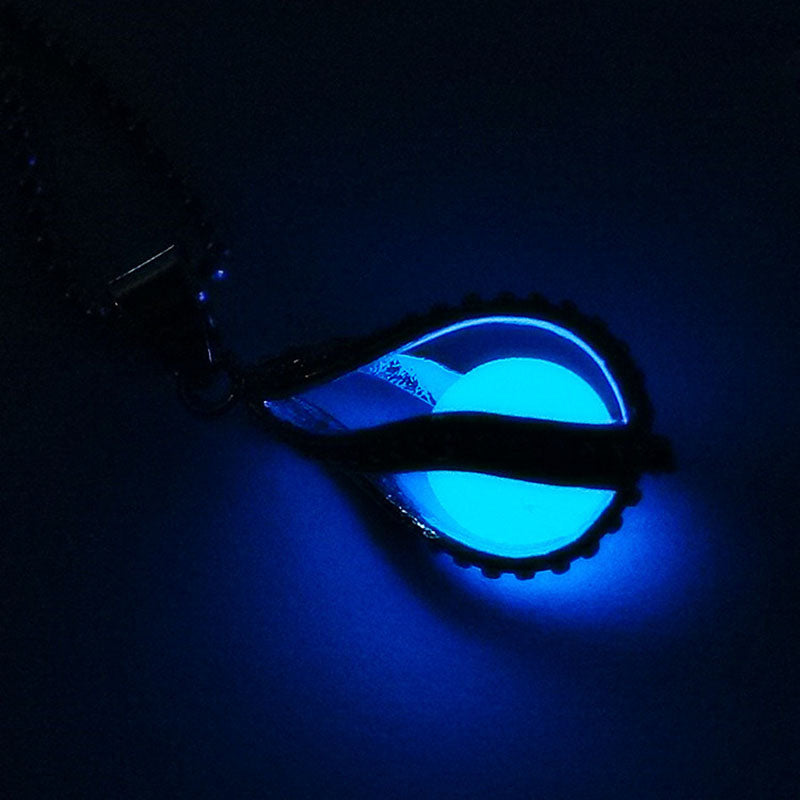 Newly Fashion Teardrop Necklace Glow in the Dark Pendant the Little Mermaid Romantic 4 Colors KQS