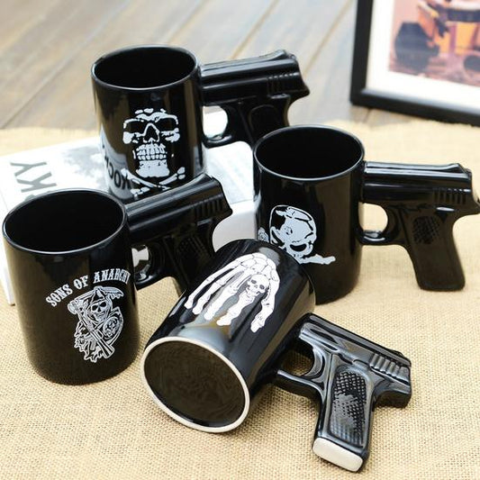 Personality Porcelain Black Gun Mug Skull Pirate Devil Claws for Option with nice Brown box