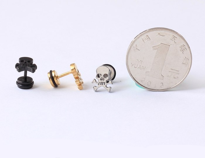 Personalized pirate skull earrings ear plugs Titanium Stainless Steel Rock Hiphop style ear men/women pierced Stud Earrings