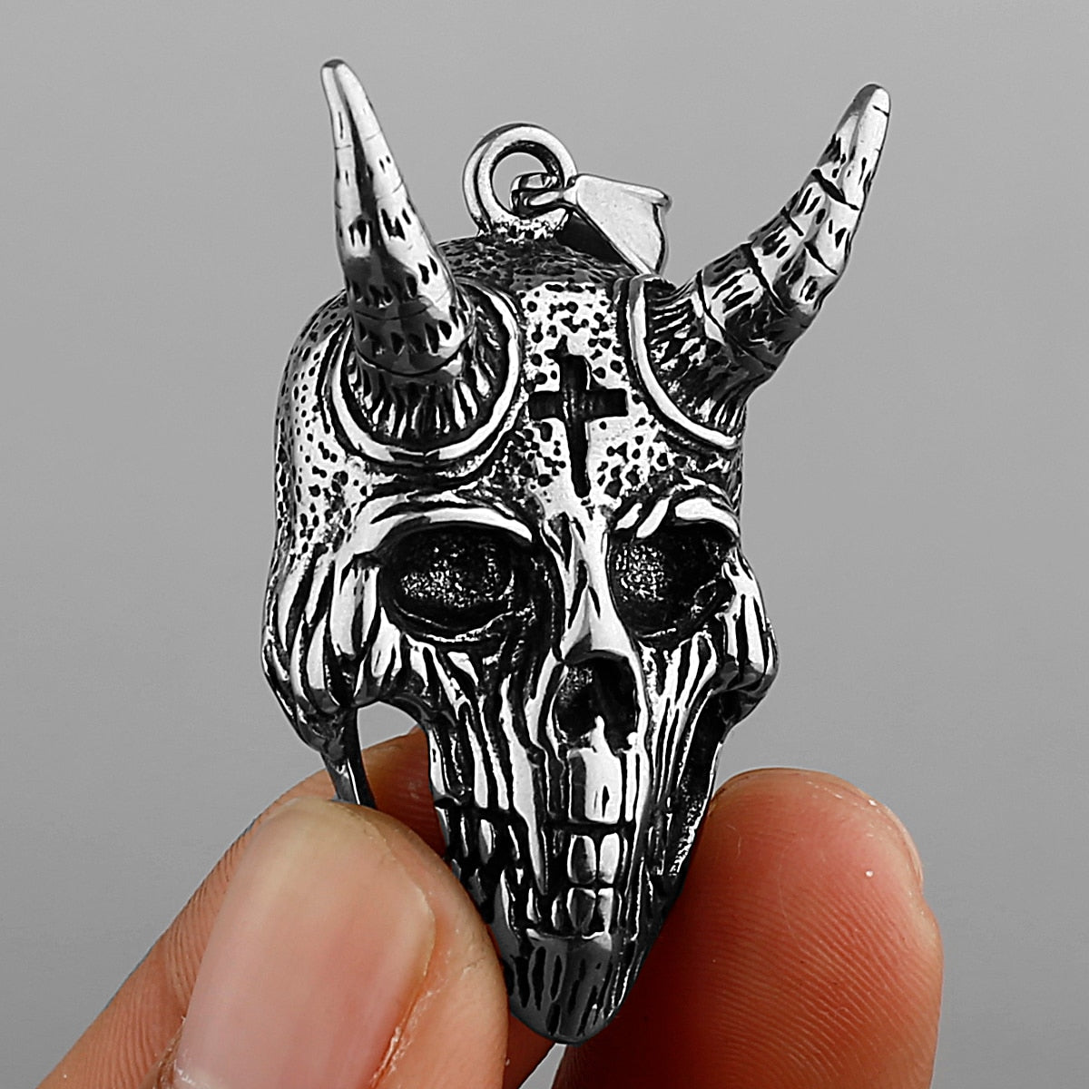 Retro Skull Demon Goat Head Pendant Men's Domineering Fashion Titanium Steel Stainless Steel Pendant Necklace Gift Jewelry