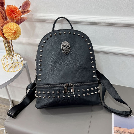 Gothic skull Large Capacity Backpack Unisex Skull Daypack Black Pu Leather Travel Bag Punk Rivet Laptop mochila feminina