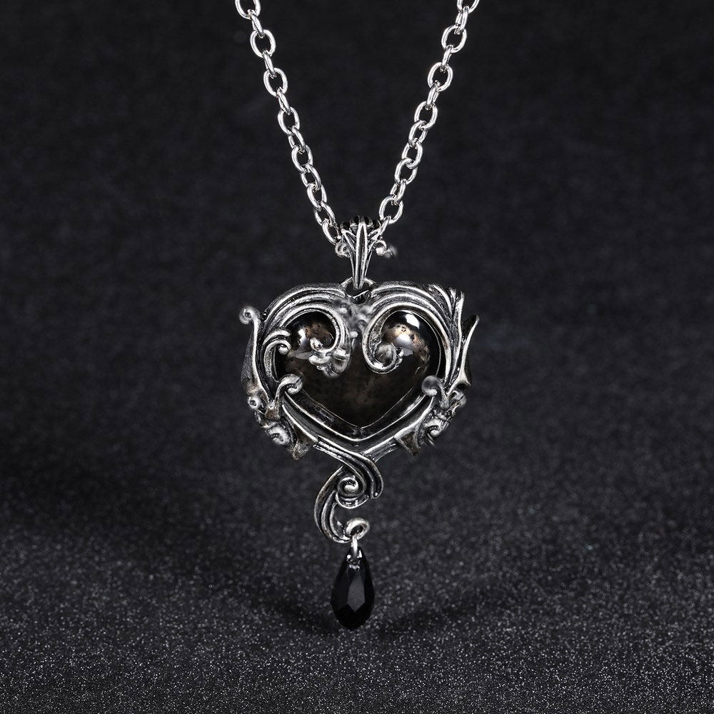 Skull Red red peach heart crystal necklace pendant accessories Men Women Jewelry