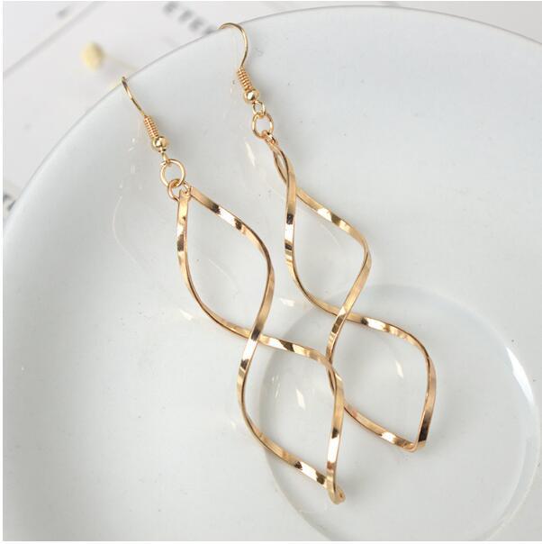 The New Minimalist Spiral Curled Silver Earrings, Design Sense Of Wave Curve Gold Drop Earrings Female Jewelry Long Earrings
