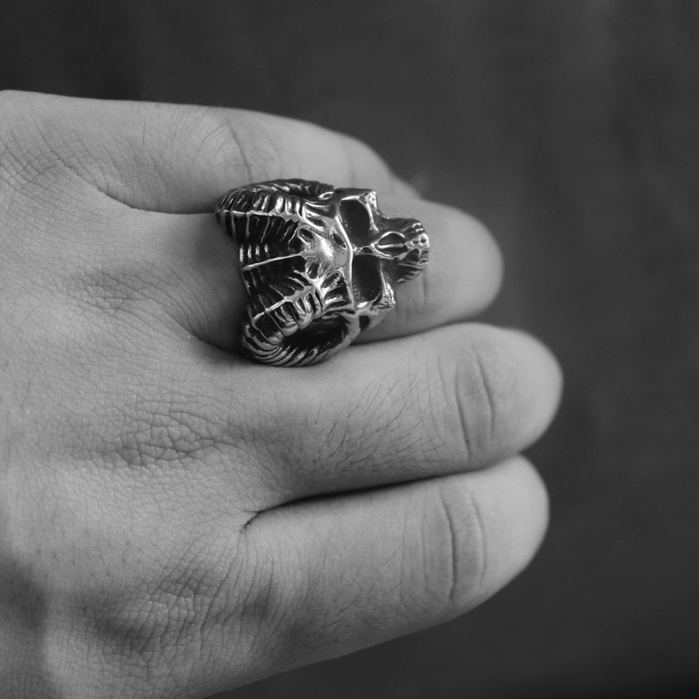 Unique Horned Devil Skull Rings Mens Satan Demon Stainless Steel