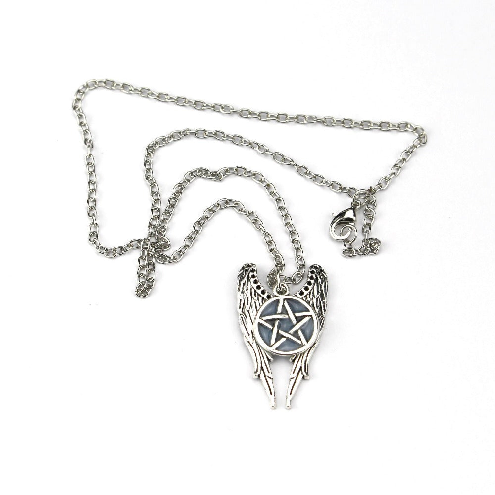 Vintage Glowing In The Dark Antique Pentagram Star Angel Wing Pendant Necklace For Women Men Supernatural Movie Luminous Jewelry