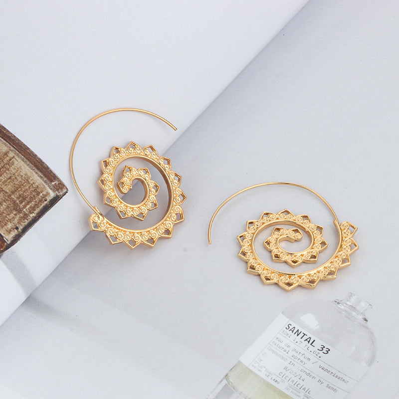 Ethnic Personality Round Spiral Drop Earrings Exaggerated Love Heart Whirlpool Gear Earrings for Women Jewelry