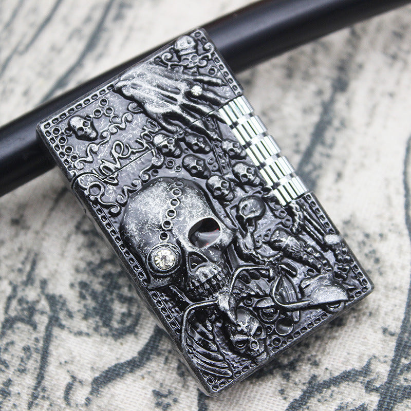 Metal Embossed Skull Gas Lighter Jet Flint Flip Side Grinding Cigarette Smoking Accessories