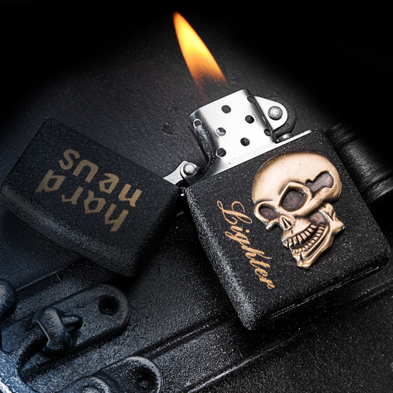 Universal Frosted lighters flints stone petrol matte oil lighters Men lighters Personal Retro Metal skull Cigarette lighters