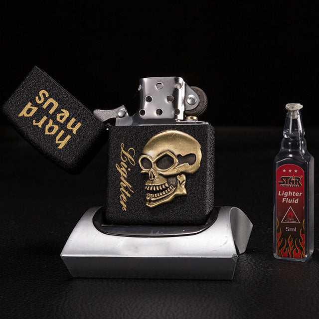 Universal Frosted lighters flints stone petrol matte oil lighters Men lighters Personal Retro Metal skull Cigarette lighters