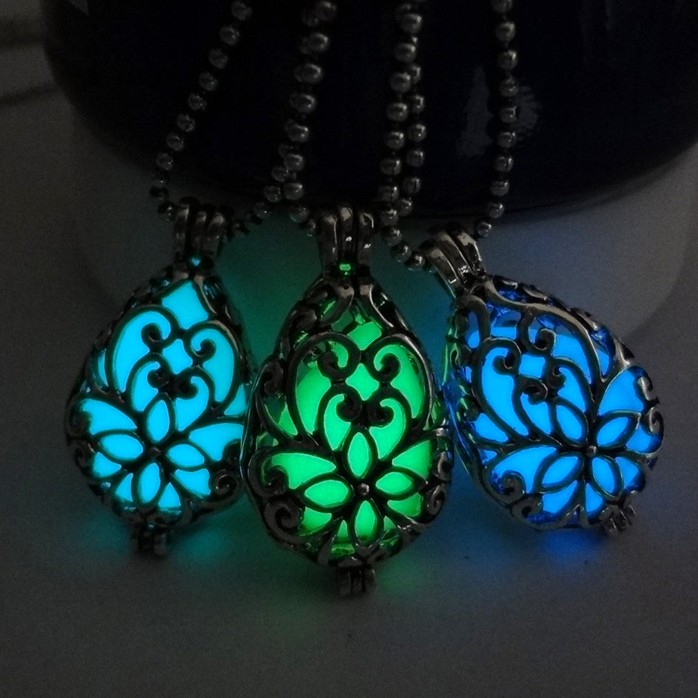 Retro Hollow Out Water Drop Pendant Necklace Noctilucent Glow Bright In Dark Copper
