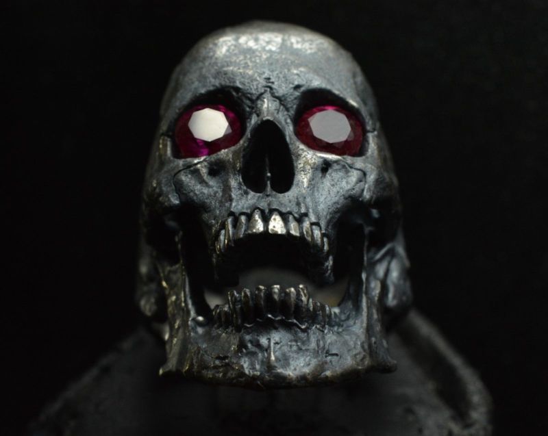Into The Fire Jewelry - Skull ring Large open jaw with Rubies Men .925 Silver