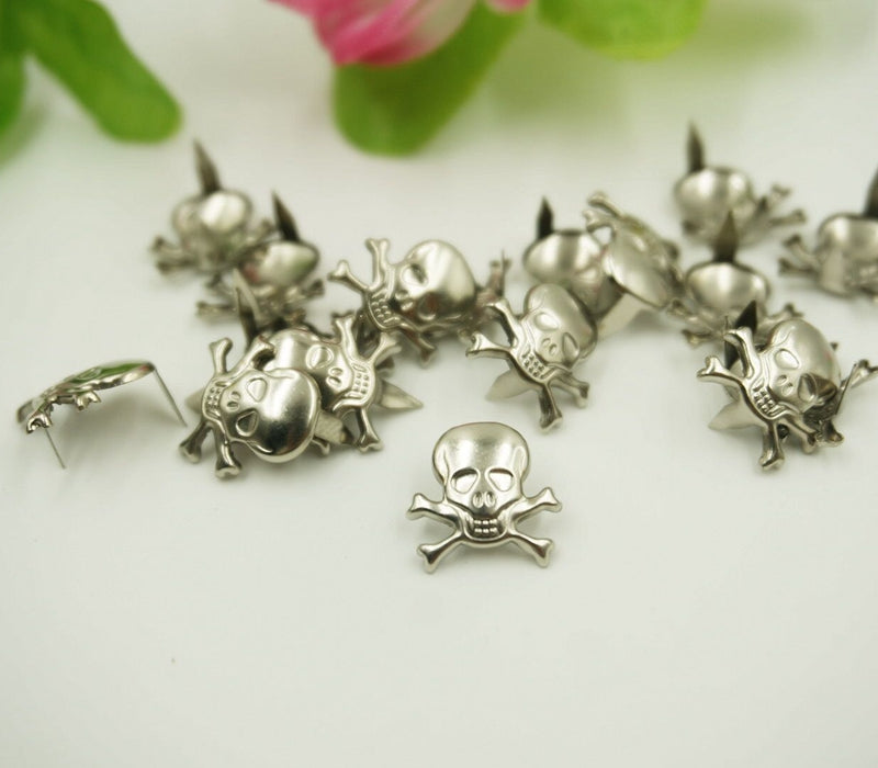 100 pcs silver skull punk rivets claws stud for bag, hat, shoe,clothes,leather phone case decoration diy craft accessories