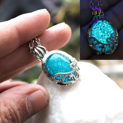 The Vampire Diaries necklace luminous stone Katherine Pierce moonstone Pendants Necklaces GLOW in the DARK amulet Sweater Chain