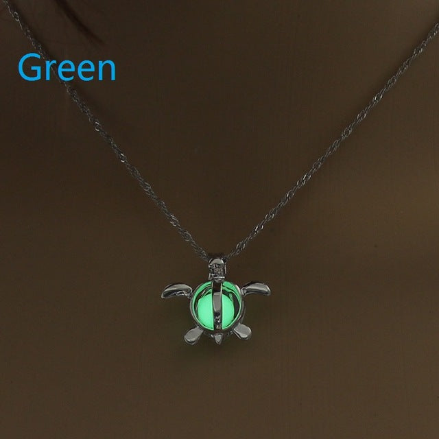 Simple Small Turtle Luminous Pendant Necklace Cute Women Accessories Glowing in the Dark  Lovers/Friends Gift Jewelry