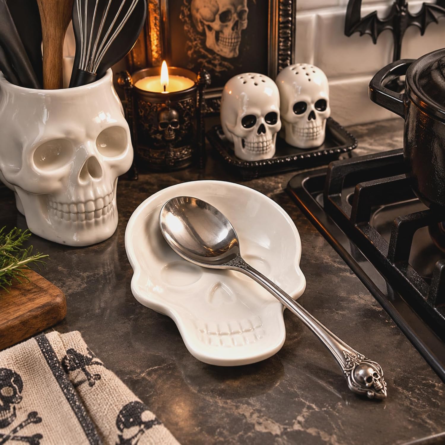 Skull Spoon Rest for Stove Top, White Gothic Spoon Holder for Kitchen Counter, Decorative Halloween Kitchen Decorations Accessories for Counter Utensil Spatula Ladle Tong Gifts