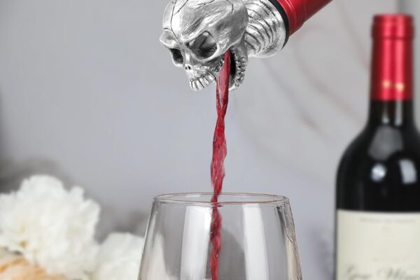 Skull Wine Pourer Spout for Bottles, Skeleton Head Liquor Pourer Stopper for Halloween Party, Gothic Bar Accessories for Wine Whiskey Spirits, No Drip Wine