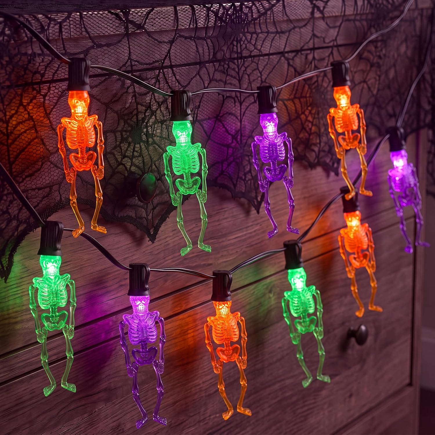 Halloween Skeleton String Lights, 15.5FT 15 LED Skull Lights, Plug In