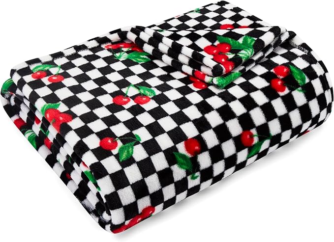 Betsey Johnson – Ultra Soft Plush Throw Blanket for Couch & Bed, 50 x 70