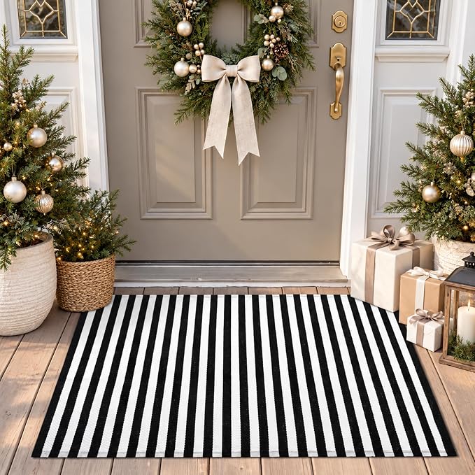 Moucuny 2' X 3' Black and White Christmas Vertical Stripe Outdoor Rug - skull door mat
