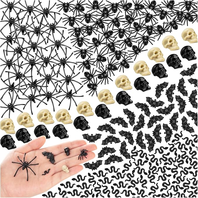 280 PCS Fake Spider Plastic Bats Mini Skulls Snake Halloween Decoration Set - skull figurine