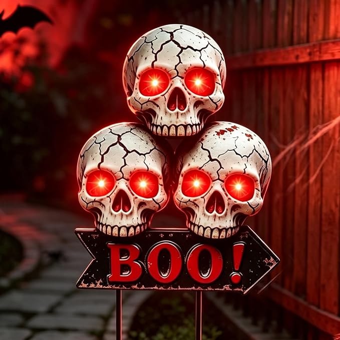 YJFWAL Halloween 3 Head Skull Solar Garden Lights Outdoor Waterproof, for Child and Friends, Stake Light with Solar Lantern, Hanging Solar Lights, Solar Path Light Yard Art Outside Patio Decor